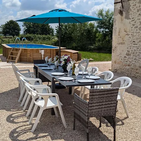 Vineyard With Pool And Hot Tub * Razac-de-Saussignac
